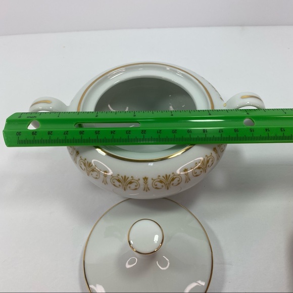 Sheffield Fine China Sugar Bowl Dish with Lid - Picture 7 of 13